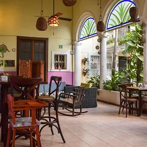https://hotel-santa-ana.hotelsmerida.org
